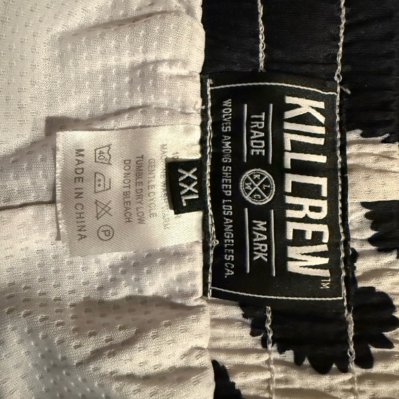 Kill crew men’s (worn once) great condition Nike sneakers - Picture 3 of 3